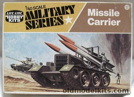 Life-Like 1/40 Hawk Missile Carrier Vehicle with Missiles, H655-150 plastic model kit